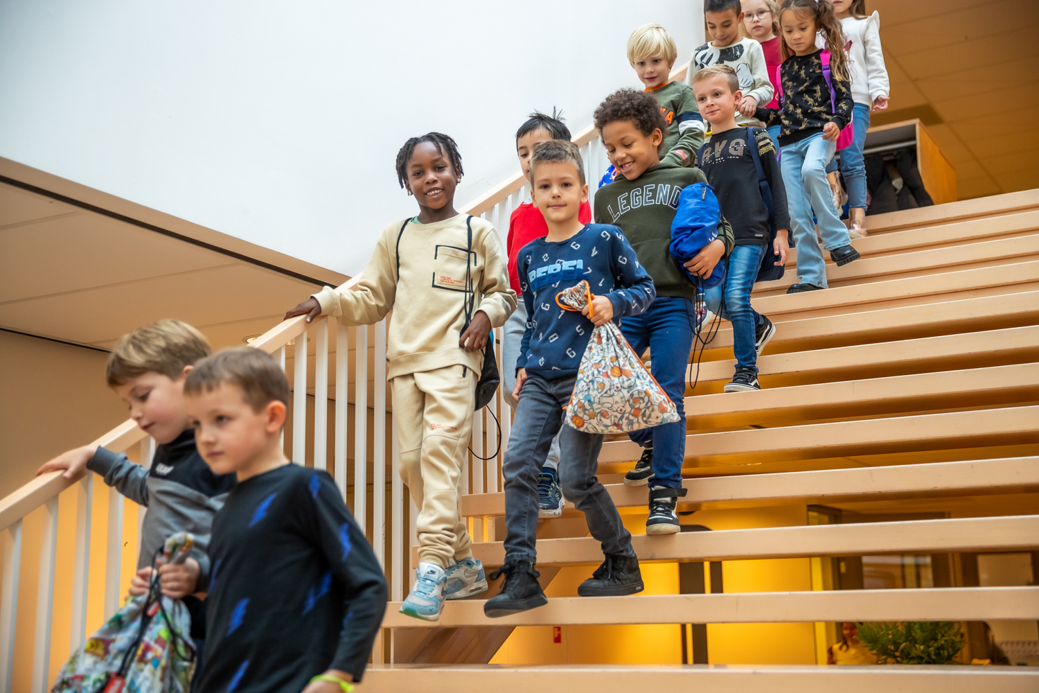 Samen naar de gymles