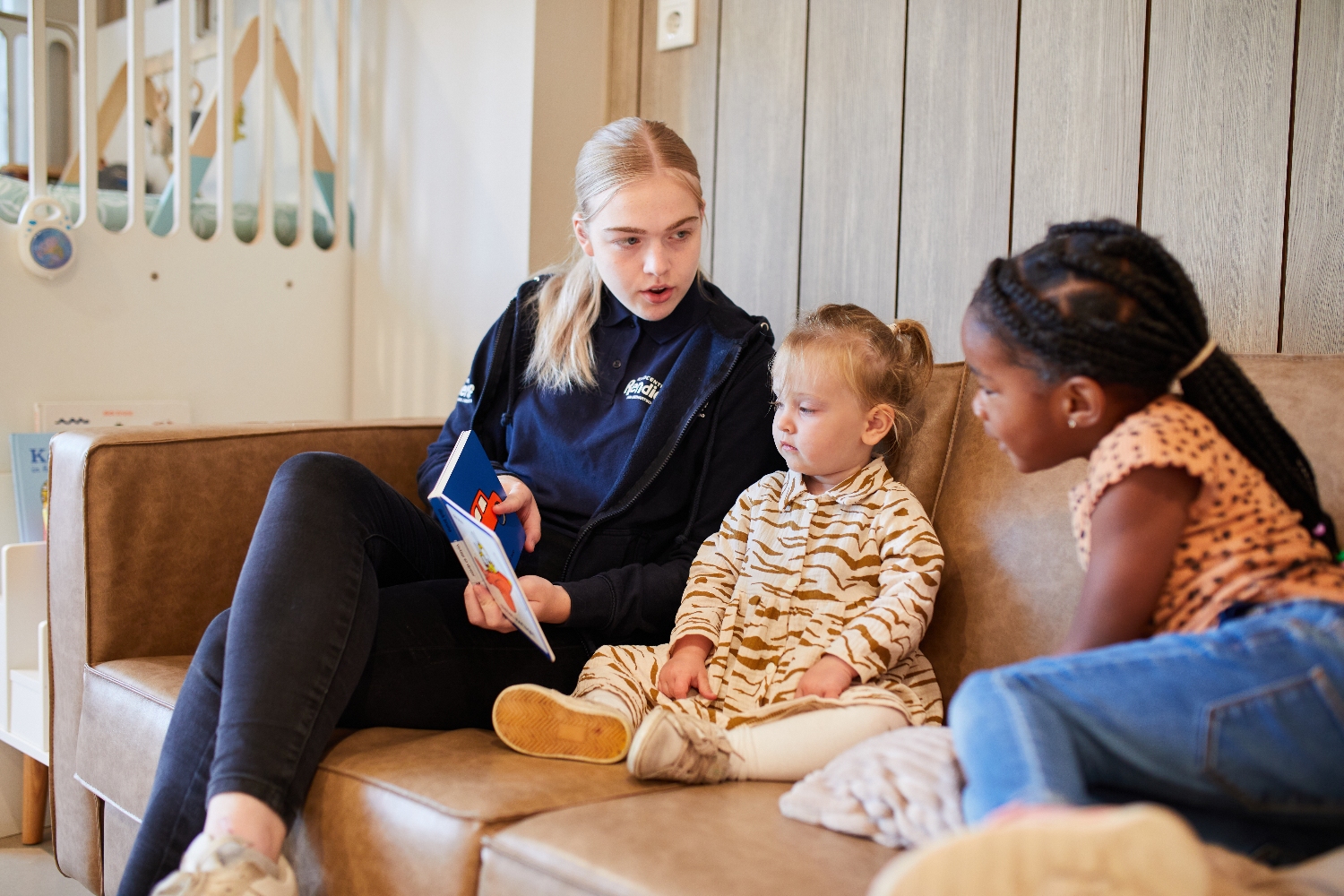 Peuteropvang voorlezen educatie